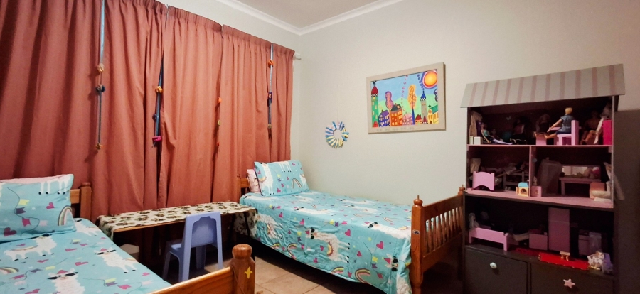 3 Bedroom Property for Sale in Langenhovenpark Free State